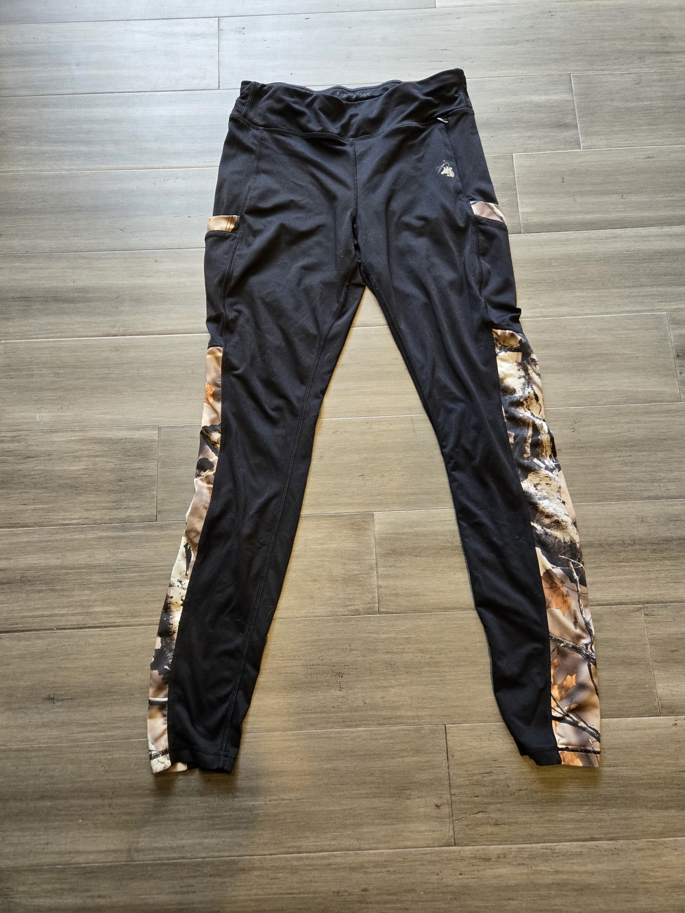 Legendary Whitetails Black And Camo Active Leggings